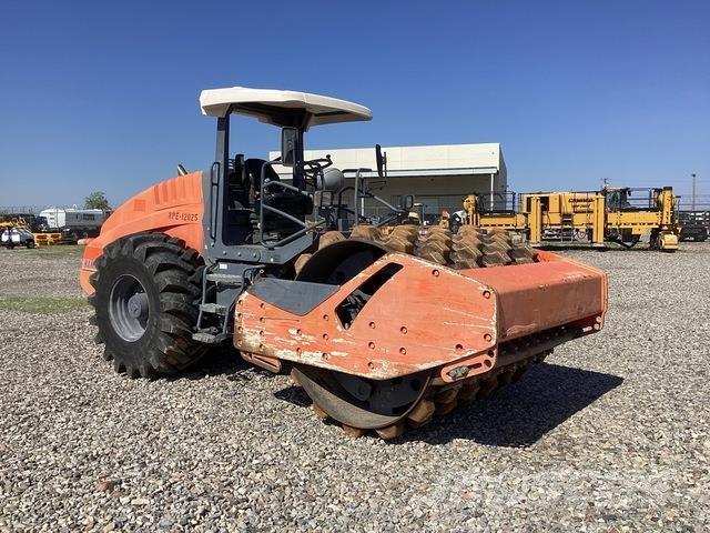Hamm H11i P Single drum rollers