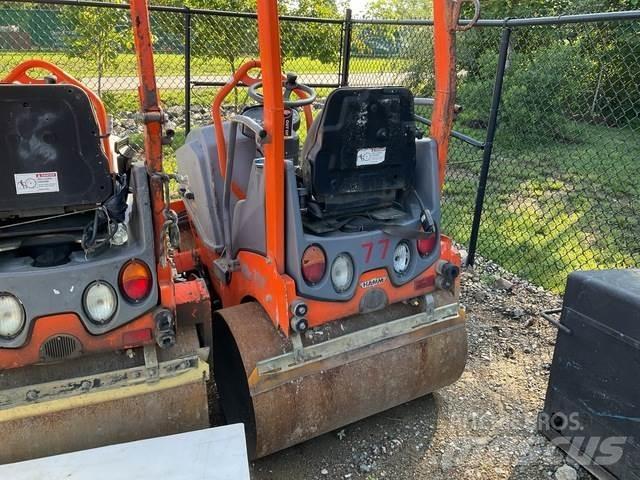 Hamm HD10CVV Twin drum rollers