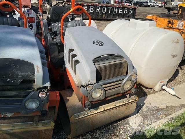 Hamm HD10CVV Twin drum rollers