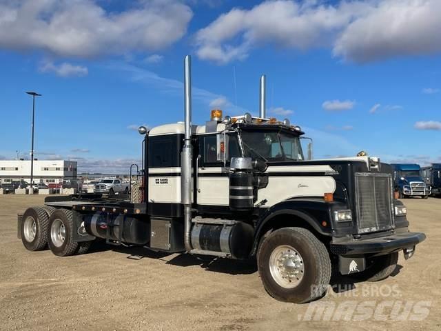 Hayes Clipper Tow Trucks / Wreckers