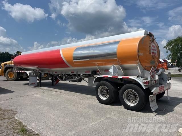 Heil  Tank Trailers