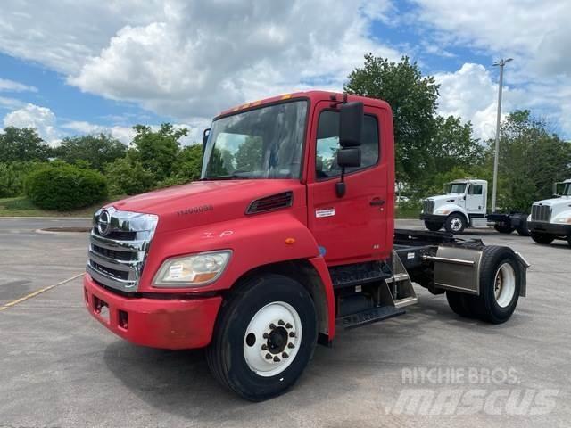 Hino 338 Conventional Trucks / Tractor Trucks