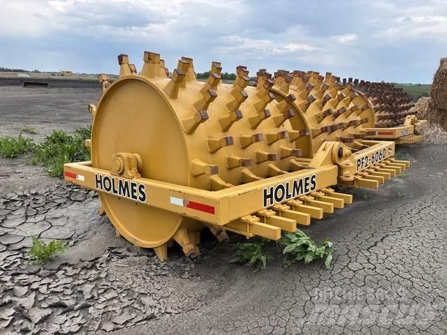 Holmes 60X60 Towed vibratory rollers