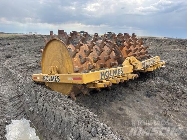 Holmes 60X60 Towed vibratory rollers