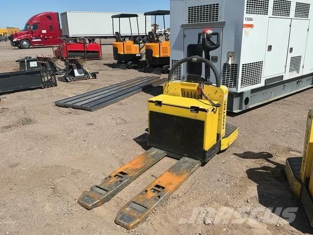 Hyster B60ZAC Pallet Truck