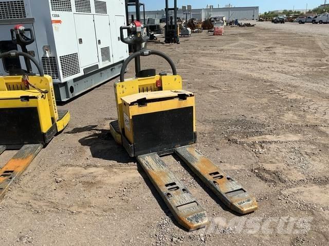 Hyster B60ZAC Pallet Truck