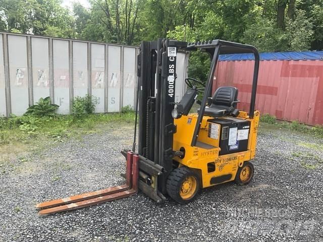 Hyster E40XL Electric Forklifts