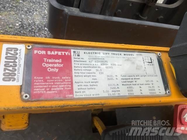 Hyster E40XL Electric Forklifts