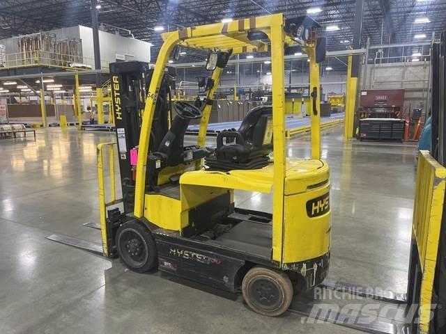 Hyster E50XN Electric Forklifts