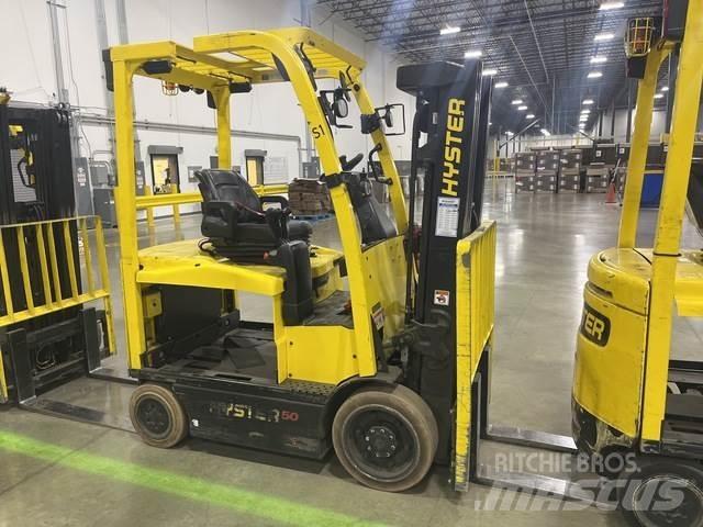 Hyster E50XN Electric Forklifts