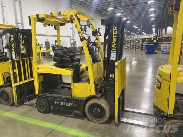 Hyster E50XN Electric Forklifts