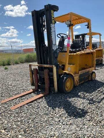 Hyster E65Z Electric Forklifts