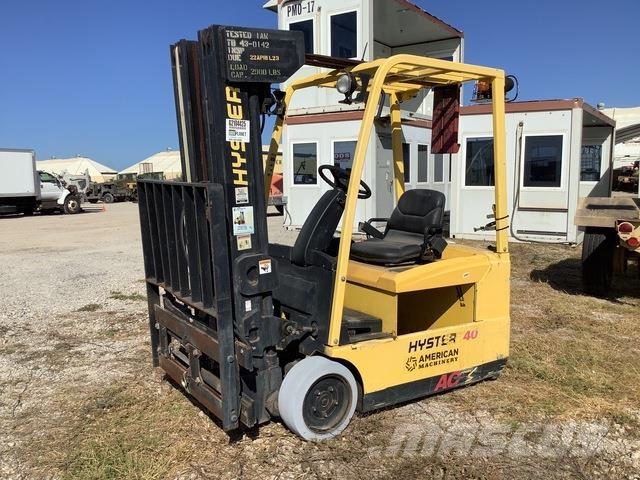 Hyster J40ZT Electric Forklifts