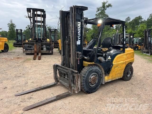 Hyundai 35D-9 Other