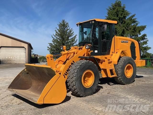 Hyundai HL940 Wheel Loaders