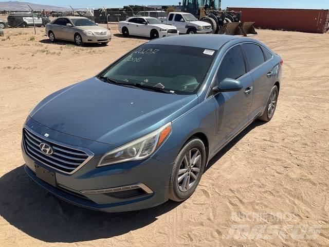 Hyundai Sonata Automobiles / SUVS