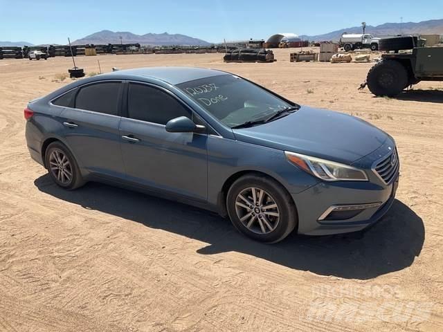Hyundai Sonata Automobiles / SUVS