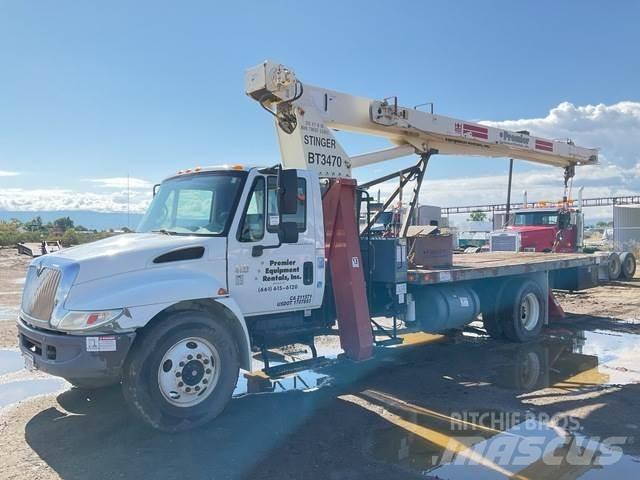 International  Crawler Cranes