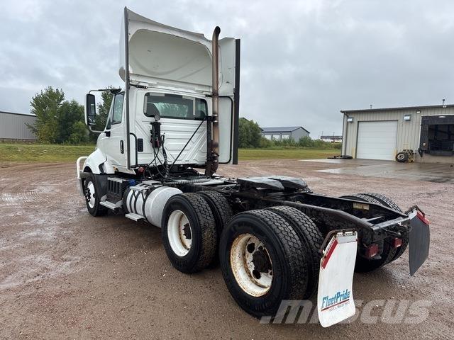 International  Conventional Trucks / Tractor Trucks