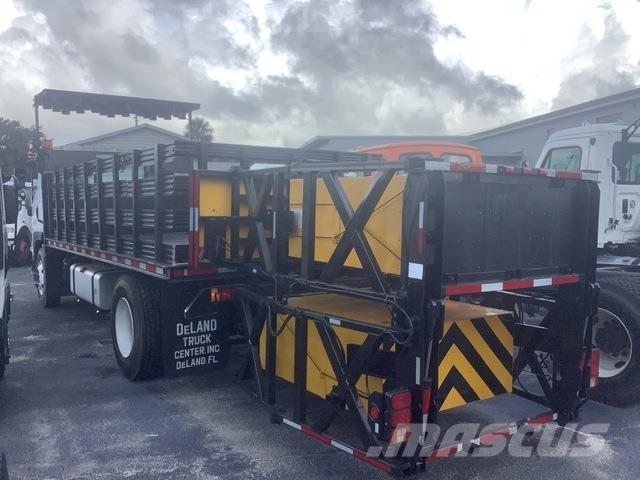 Isuzu FTR Work Trucks / Municipal
