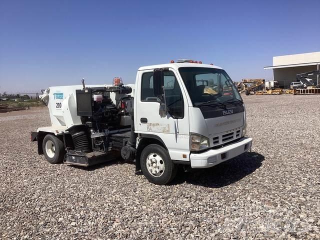 Isuzu NPR Sweeper trucks