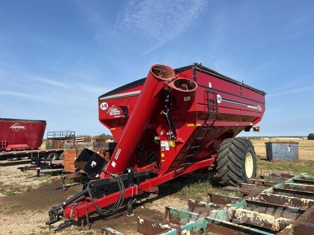 J&M 1012 Grain / Silage Trailers