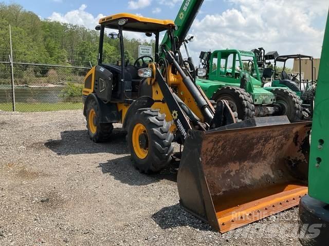 JCB 407 Wheel Loaders