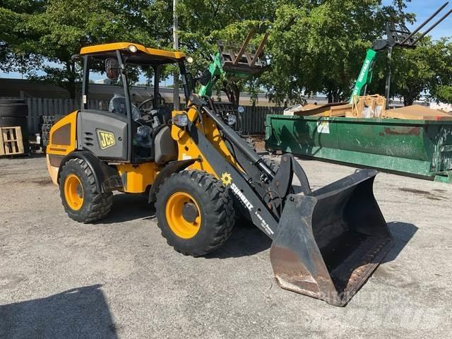 JCB 407 Wheel Loaders