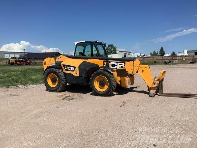 JCB 535-140 Telescopic Handlers