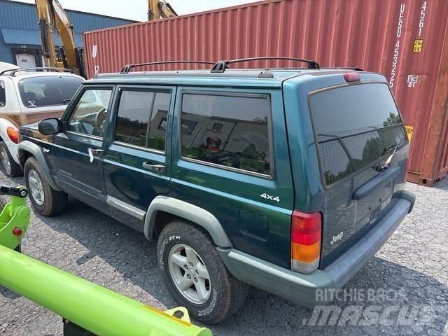 Jeep Cherokee Automobiles / SUVS