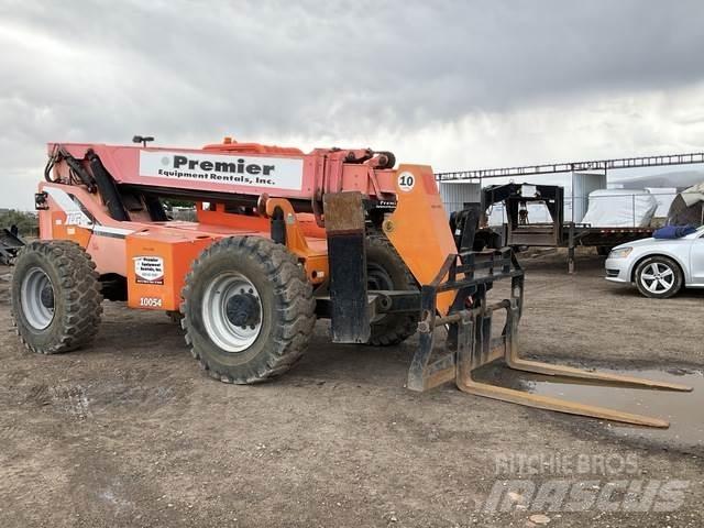 JLG 10054 Telescopic Handlers