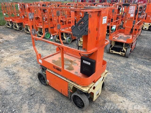 JLG 1230ES Vertical mast lifts