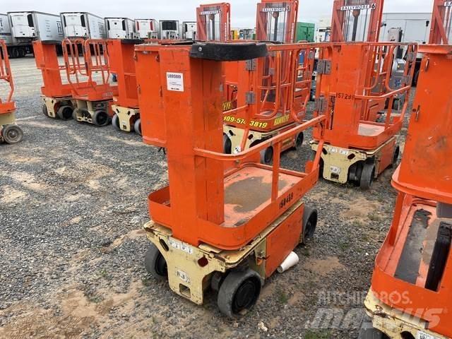JLG 1230ES Vertical mast lifts