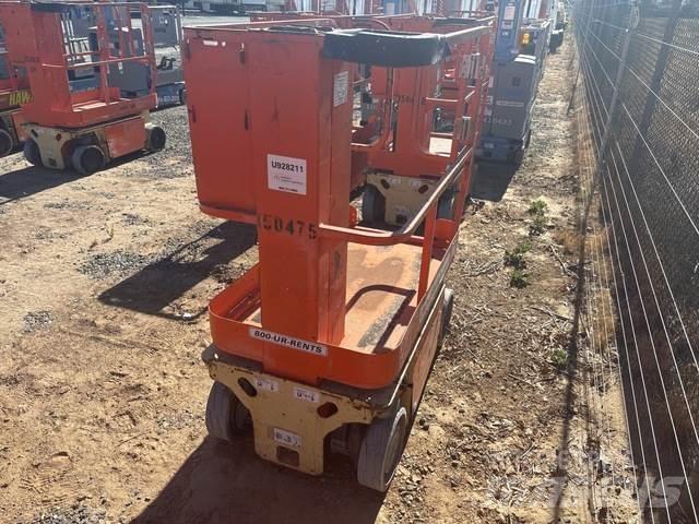 JLG 1230ES Vertical mast lifts