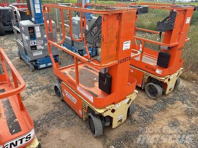JLG 1230ES Vertical mast lifts
