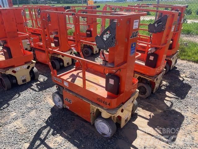 JLG 1230ES Vertical mast lifts