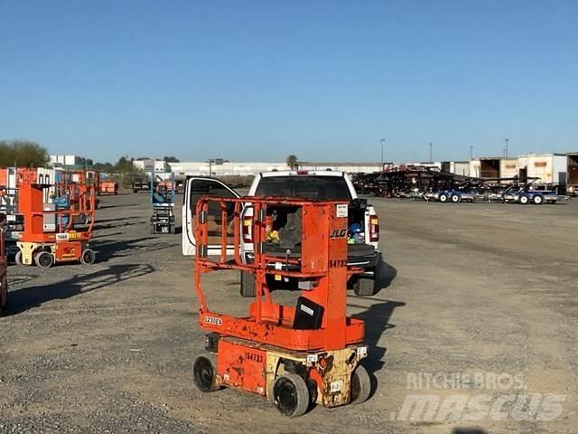 JLG 1230ES Vertical mast lifts