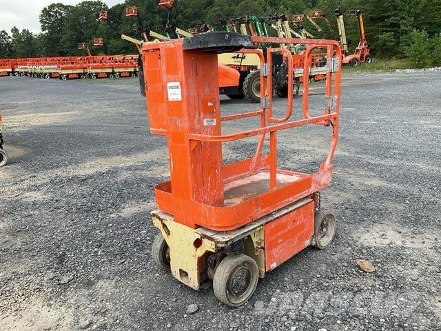JLG 1230ES Vertical mast lifts