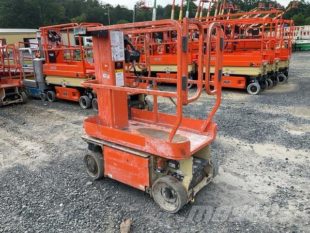 JLG 1230ES Vertical mast lifts
