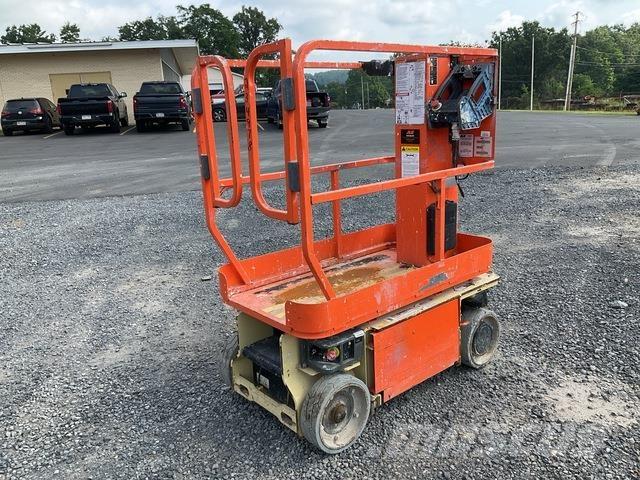 JLG 1230ES Vertical mast lifts