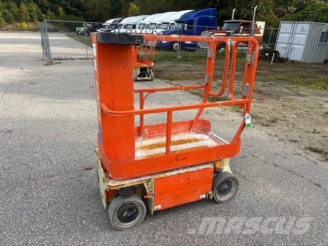 JLG 1230ES Vertical mast lifts