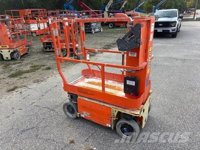 JLG 1230ES Vertical mast lifts