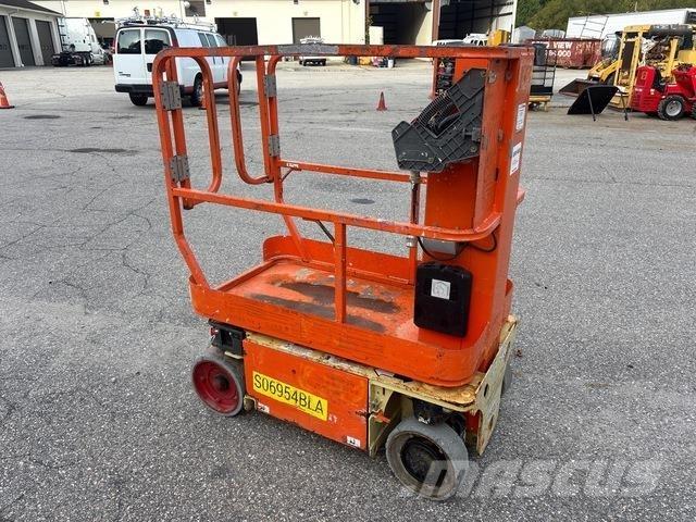 JLG 1230ES Vertical mast lifts