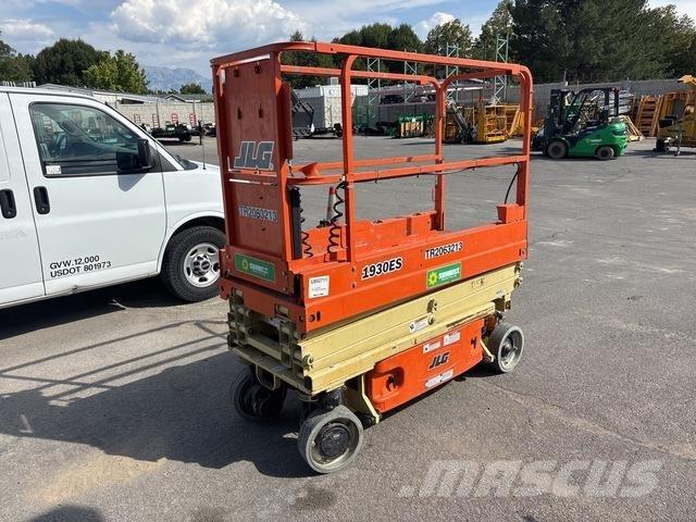 JLG 1930 ES Scissor Lifts