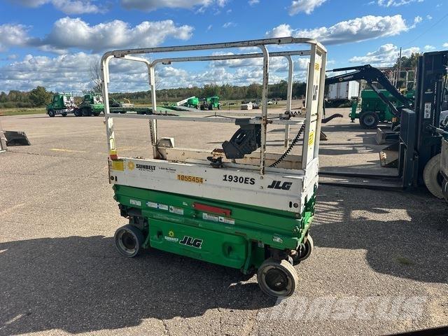 JLG 1930 ES Scissor Lifts