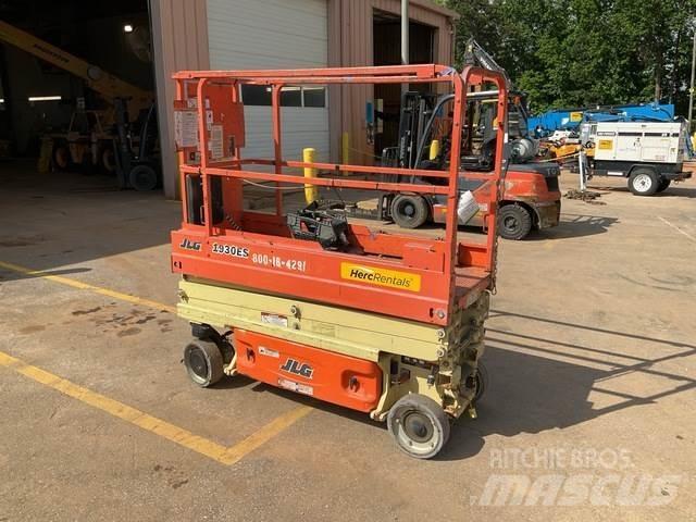 JLG 1930ES Scissor Lifts