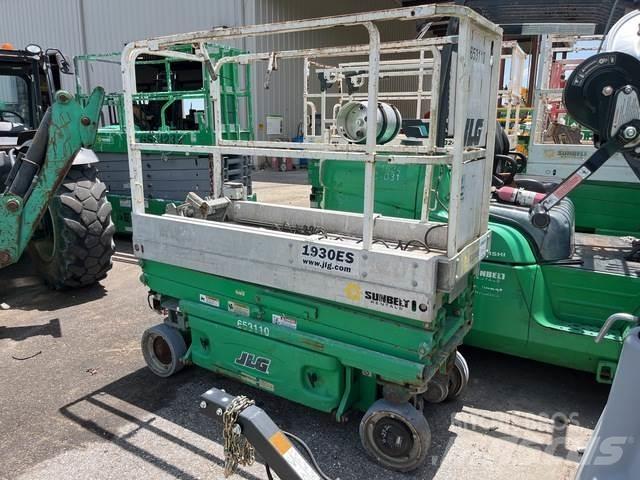 JLG 1930ES Scissor Lifts