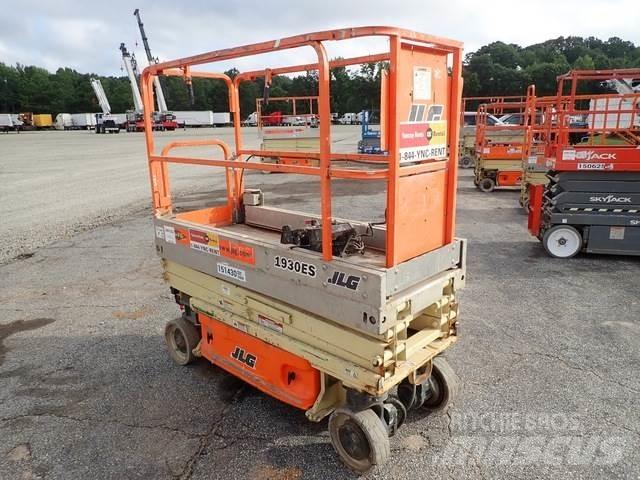 JLG 1930ES Scissor lifts