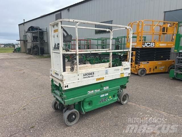 JLG 1930ES Scissor Lifts