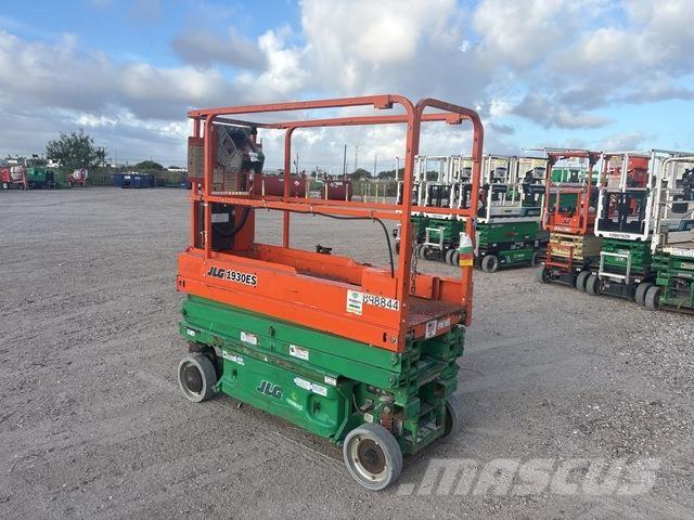 JLG 1930ES Scissor Lifts